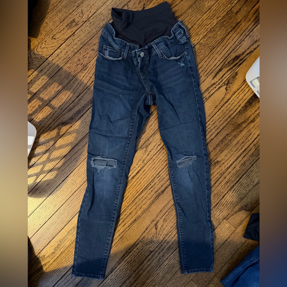 Old Navy Maternity Rockstar Skinny jeans